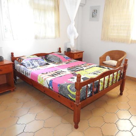 Villa Nanou , Villa De Plein Pied Avec Joli Jardin Bouillante Esterno foto