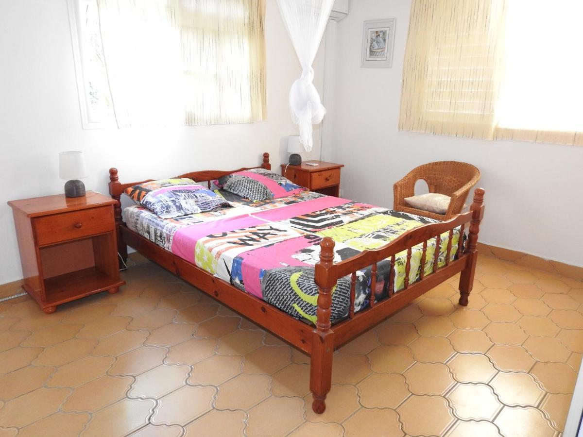 Villa Nanou , Villa De Plein Pied Avec Joli Jardin Bouillante Esterno foto