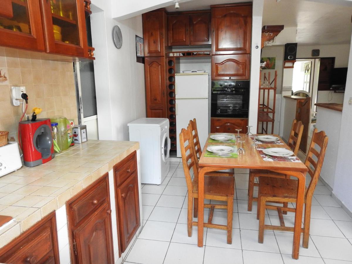 Villa Nanou , Villa De Plein Pied Avec Joli Jardin Bouillante Esterno foto