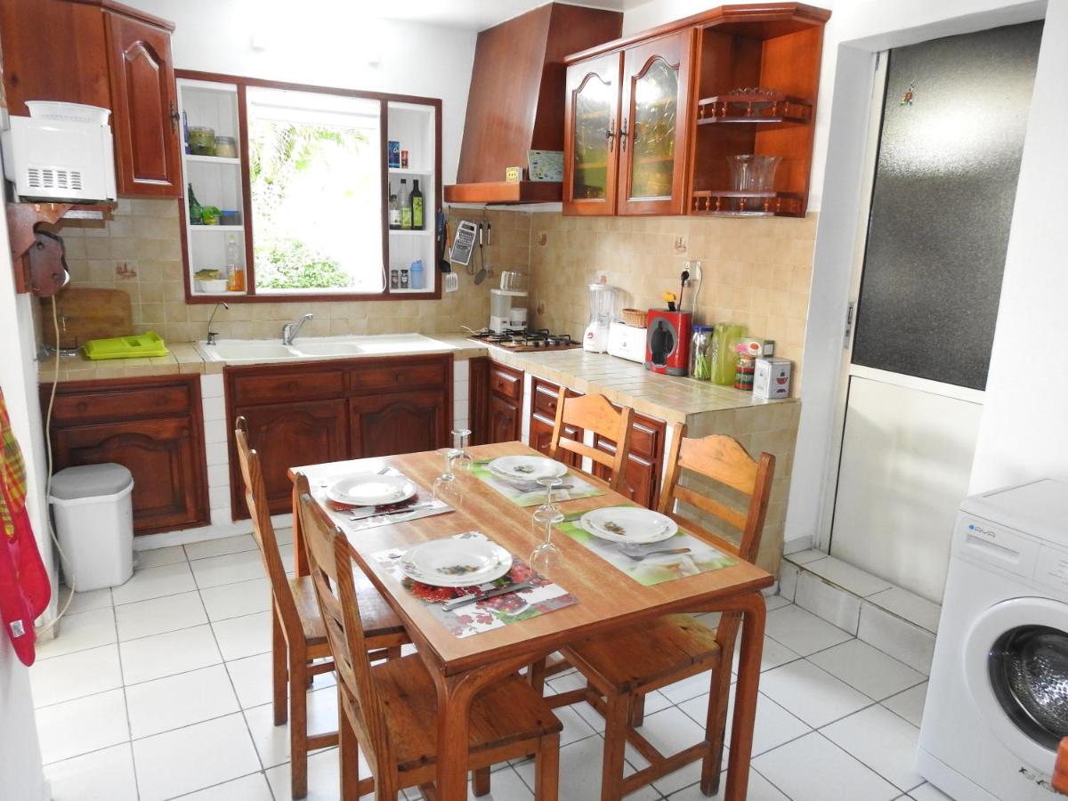 Villa Nanou , Villa De Plein Pied Avec Joli Jardin Bouillante Esterno foto